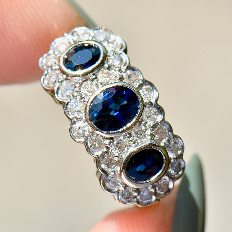复古蓝宝石和钻石三重簇 18ct 黄金戒指（1.60cts）