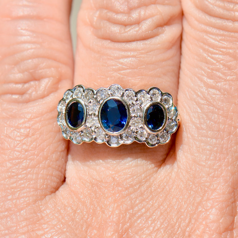 复古蓝宝石和钻石三重簇 18ct 黄金戒指（1.60cts）