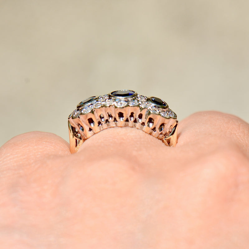 复古蓝宝石和钻石三重簇 18ct 黄金戒指（1.60cts）