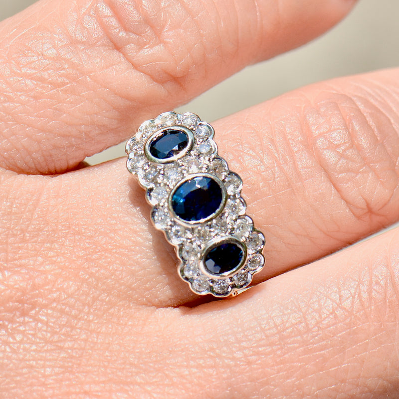 复古蓝宝石和钻石三重簇 18ct 黄金戒指（1.60cts）