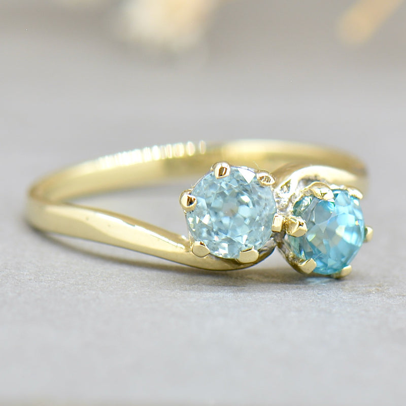 Vintage Blue Zircon Toi Et Moi 9ct Yellow Gold Engagement Ring (1.66cts)