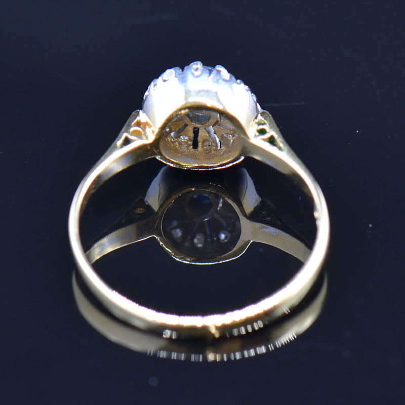 Vintage 1970s 18ct Gold Sapphire Diamond Daisy Engagement Ring