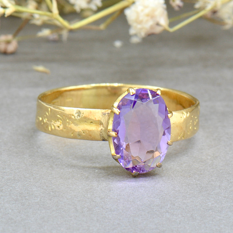 Antique Victorian 18CT Yellow Gold Amethyst Solitaire Ring