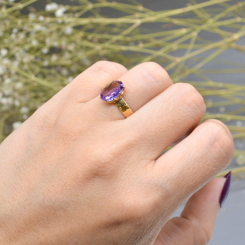 Antique Victorian 18CT Yellow Gold Amethyst Solitaire Ring