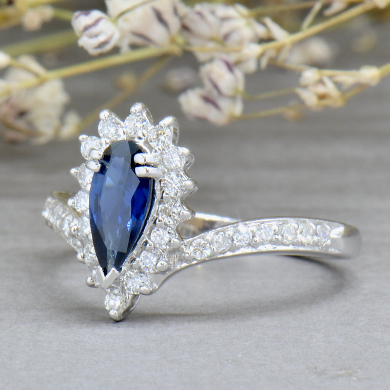 Vintage 18CT White Gold Sapphire & Diamond Pear Shape Halo Ring