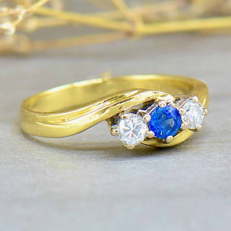 Vintage 18CT Yellow Gold Sapphire & Diamond Trilogy Engagement Ring