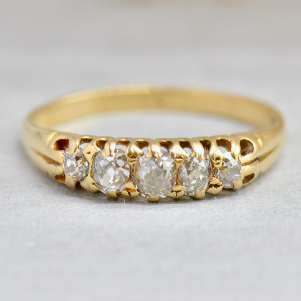 古董维多利亚 18K 黄金半圈老矿式切割钻石戒指（0.64 克拉）