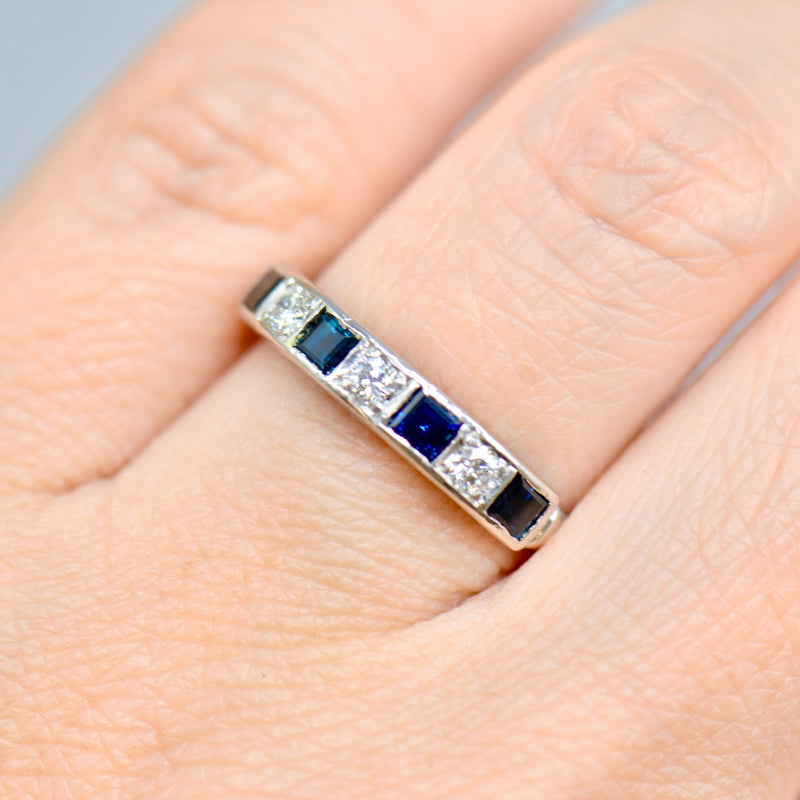 Vintage 1970s Sapphire and Diamond (VS/G-H) 18ct White Gold Seven-Stone Band (0.88ct)