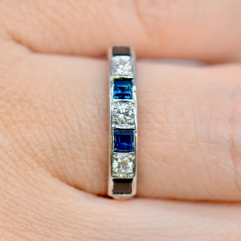 Vintage 1970s Sapphire and Diamond (VS/G-H) 18ct White Gold Seven-Stone Band (0.88ct)