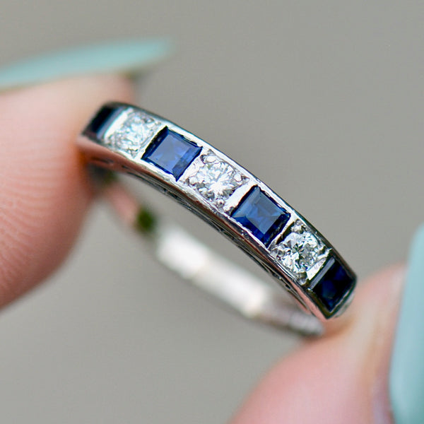 Vintage 1970s Sapphire and Diamond (VS/G-H) 18ct White Gold Seven-Stone Band (0.88ct)