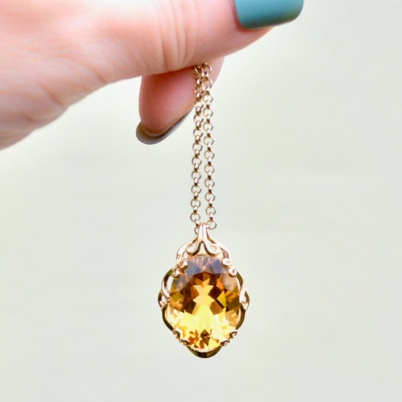 Vintage 2000s Large Citrine 9ct Yellow Gold Pendant & 9ct Yellow Gold Belcher Chain