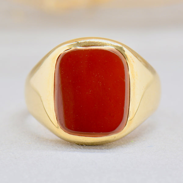 Vintage 1970s Carnelian 9ct Yellow Gold Signet Ring