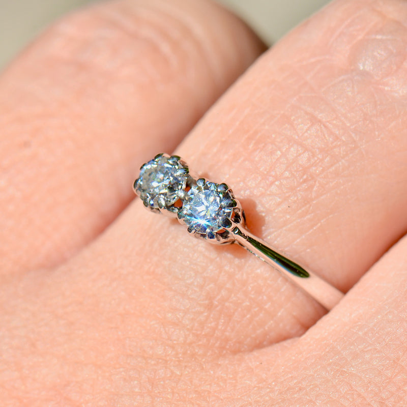 复古 Toi et Moi 双石钻石明亮式切割 18ct 白金戒指（0.55ct）