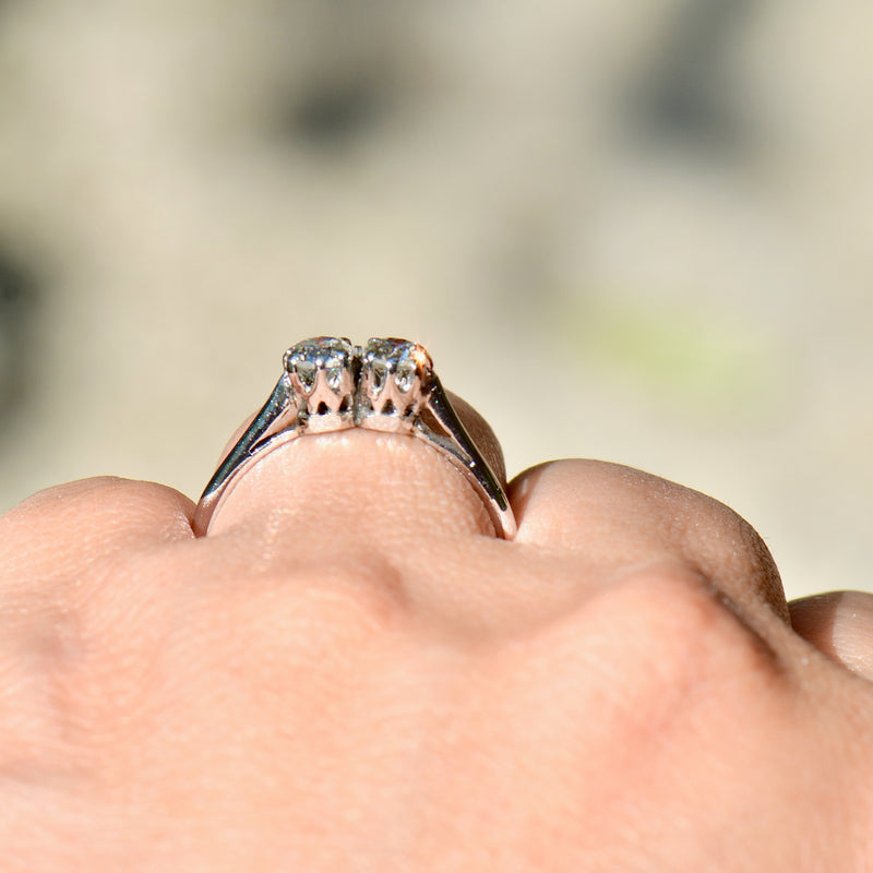 复古 Toi et Moi 双石钻石明亮式切割 18ct 白金戒指（0.55ct）