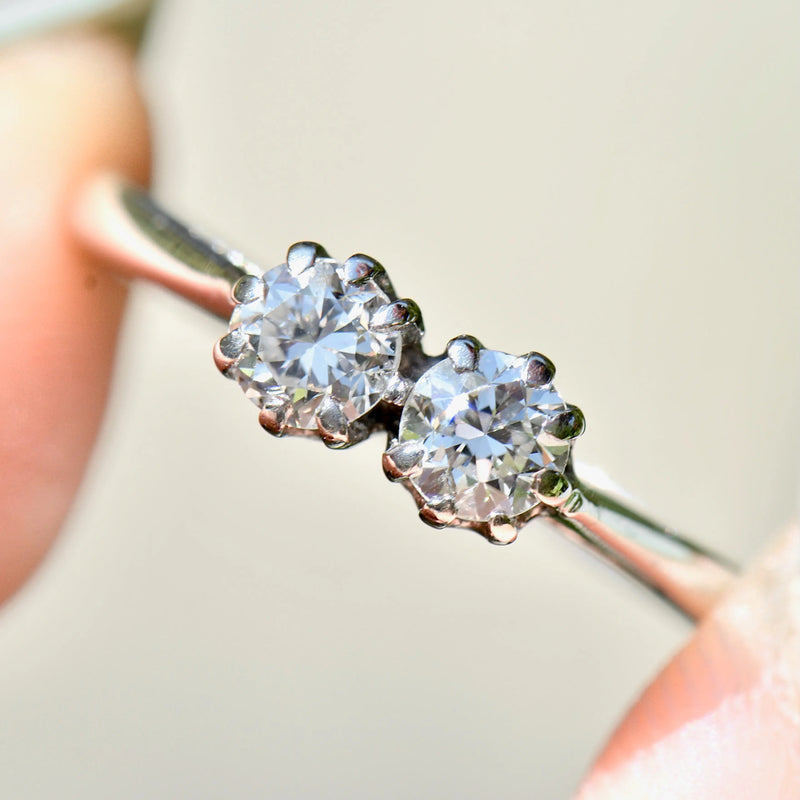 复古 Toi et Moi 双石钻石明亮式切割 18ct 白金戒指（0.55ct）