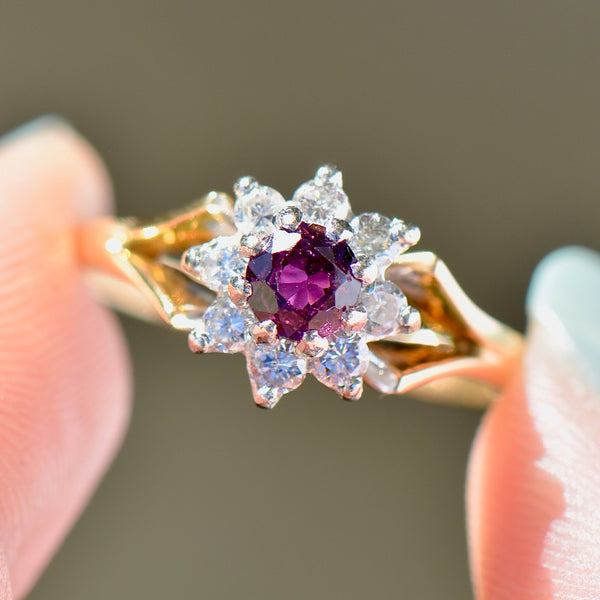 Vintage Ruby & Diamond 18ct Yellow Gold Daisy Halo Ring (0.82ct)