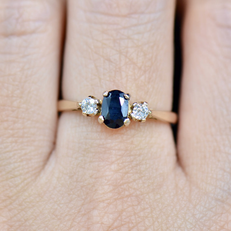 9ct sapphire store ring