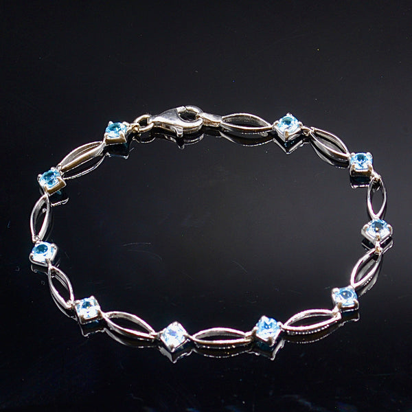 9CT White Gold Sky Blue Topaz Bracelet