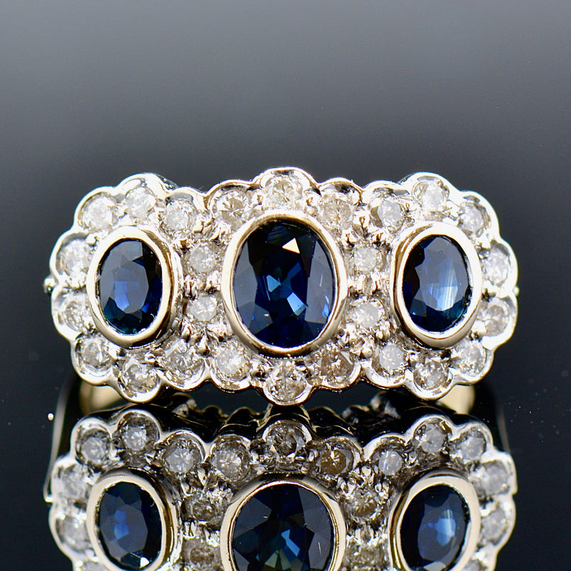 Vintage 18CT Yellow Gold Sapphire & Diamond Triple Cluster Ring