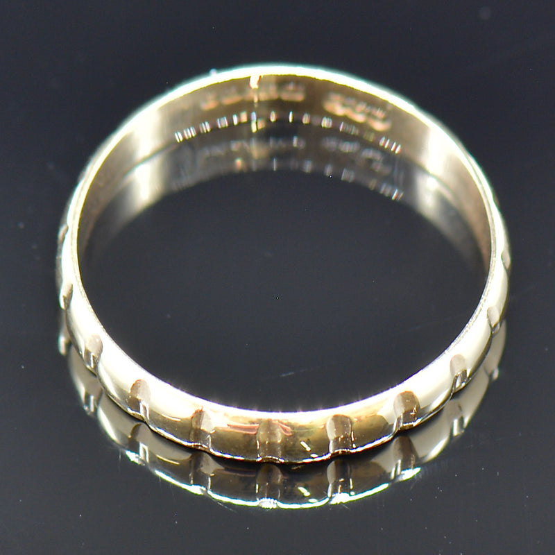 Vintage 1980s 9CT Gold Patterned Textured Wedding Band