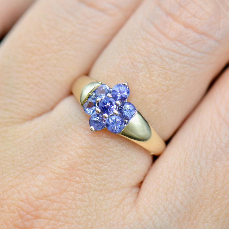 9CT Yellow Gold Tanzanite Flower Floral Cluster Ring