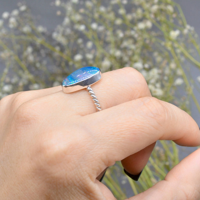 Vintage Genuine Boulder Opal Triplet Silver Twist Band Ring