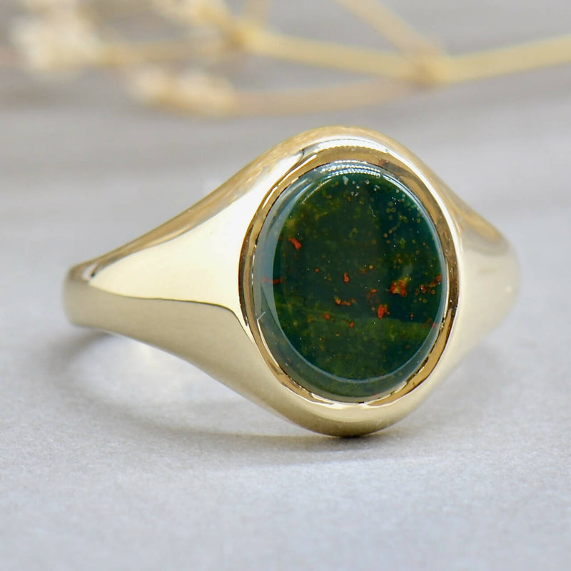 Vintage 1970s 9CT Yellow Gold Bloodstone Mens Signet Ring