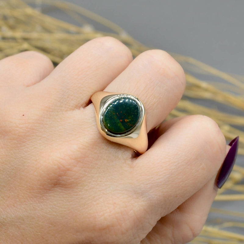 Vintage 1970s 9CT Yellow Gold Bloodstone Mens Signet Ring