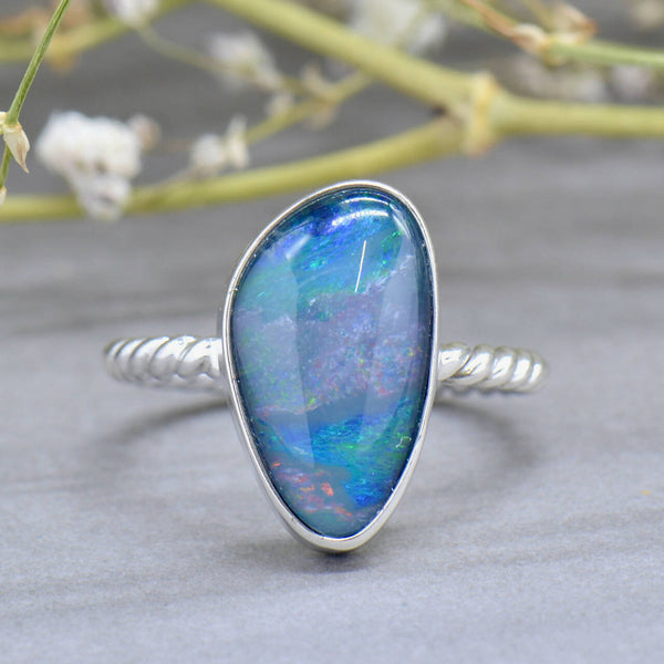 Vintage Genuine Boulder Opal Triplet Silver Twist Band Ring