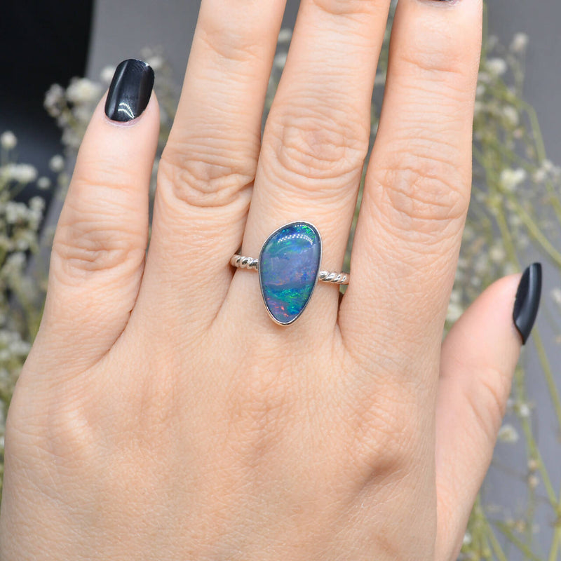 Vintage Genuine Boulder Opal Triplet Silver Twist Band Ring